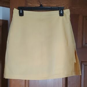 Ashworth Yellow Mini Skirt with Pants Sz 6